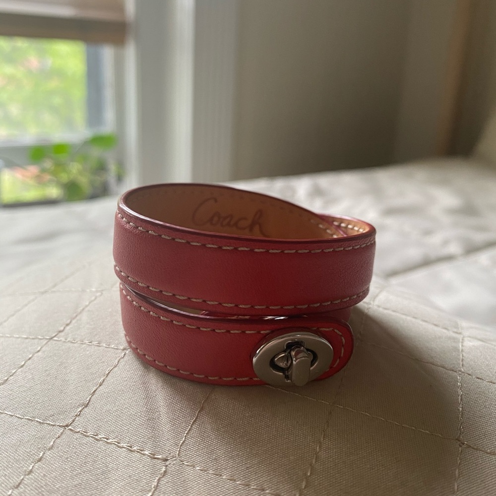 Coach Turn lock leather double wrap bracelet